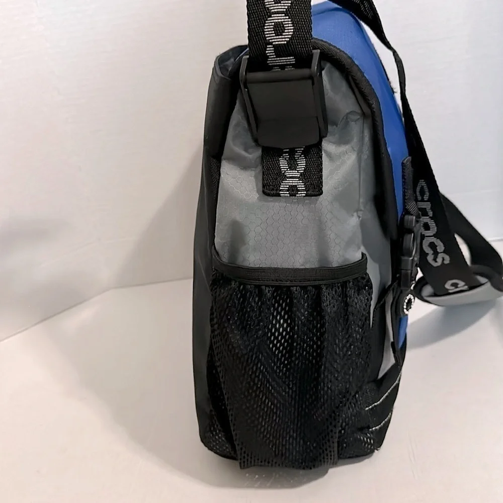 CROCS Student's UNISEX messenger shoulder school laptop bag blue and black NWOT